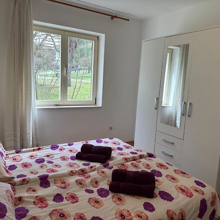 Apartment Mia Πόρετς Εξωτερικό φωτογραφία