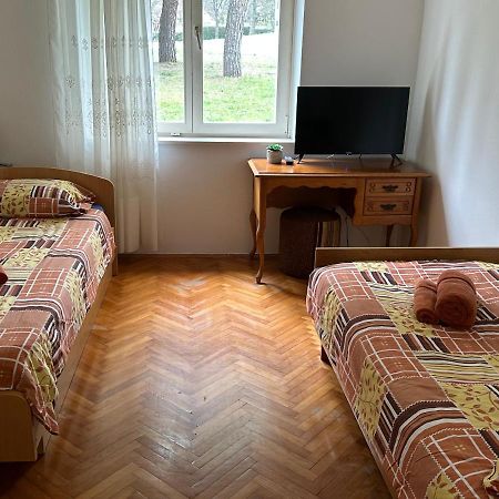 Apartment Mia Πόρετς Εξωτερικό φωτογραφία