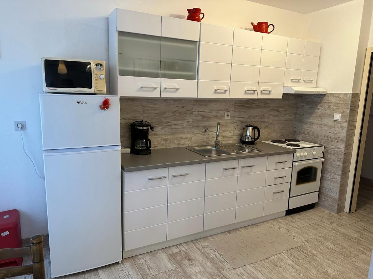 Apartment Mia Πόρετς Εξωτερικό φωτογραφία