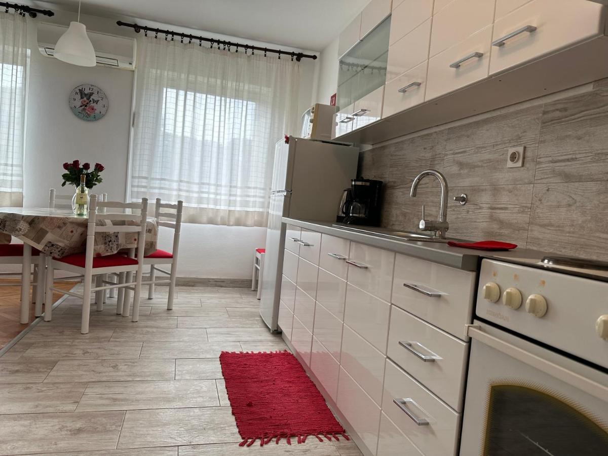 Apartment Mia Πόρετς Εξωτερικό φωτογραφία