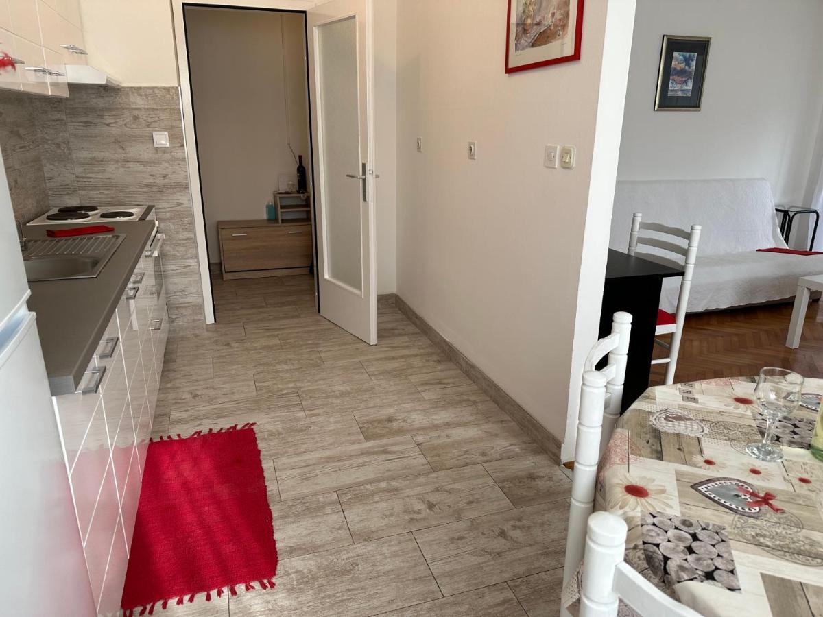 Apartment Mia Πόρετς Εξωτερικό φωτογραφία