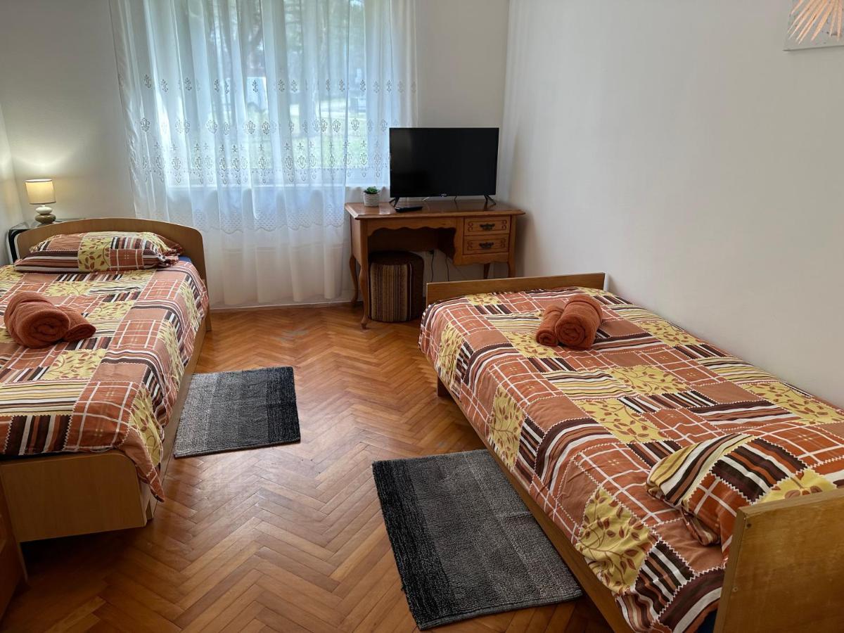 Apartment Mia Πόρετς Εξωτερικό φωτογραφία