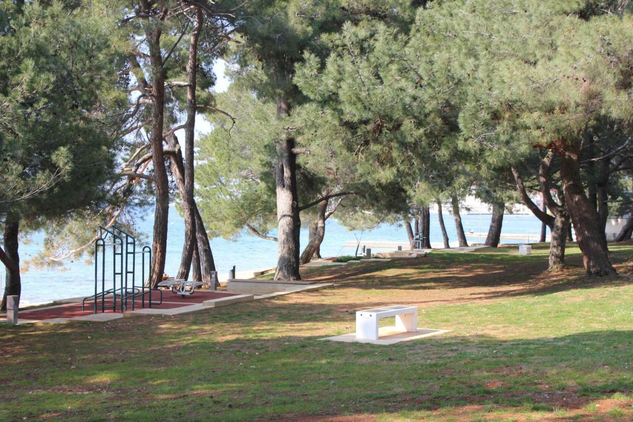 Apartment Mia Πόρετς Εξωτερικό φωτογραφία
